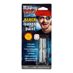 Hampaiden väri Musta